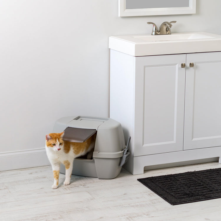 IRIS USA Cat Litter Box Large with Front Door Flap, Covered Enclosed Litter Box Enclosure with Scoop, Handle & Buckles for Portability & Privacy, Hidden Litter Pan, Navy